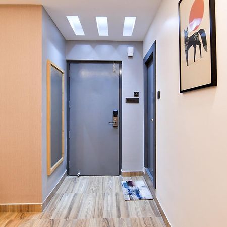 Super Townhouse Oak Sayhallo Ecstasy Bhubaneswar Bagian luar foto