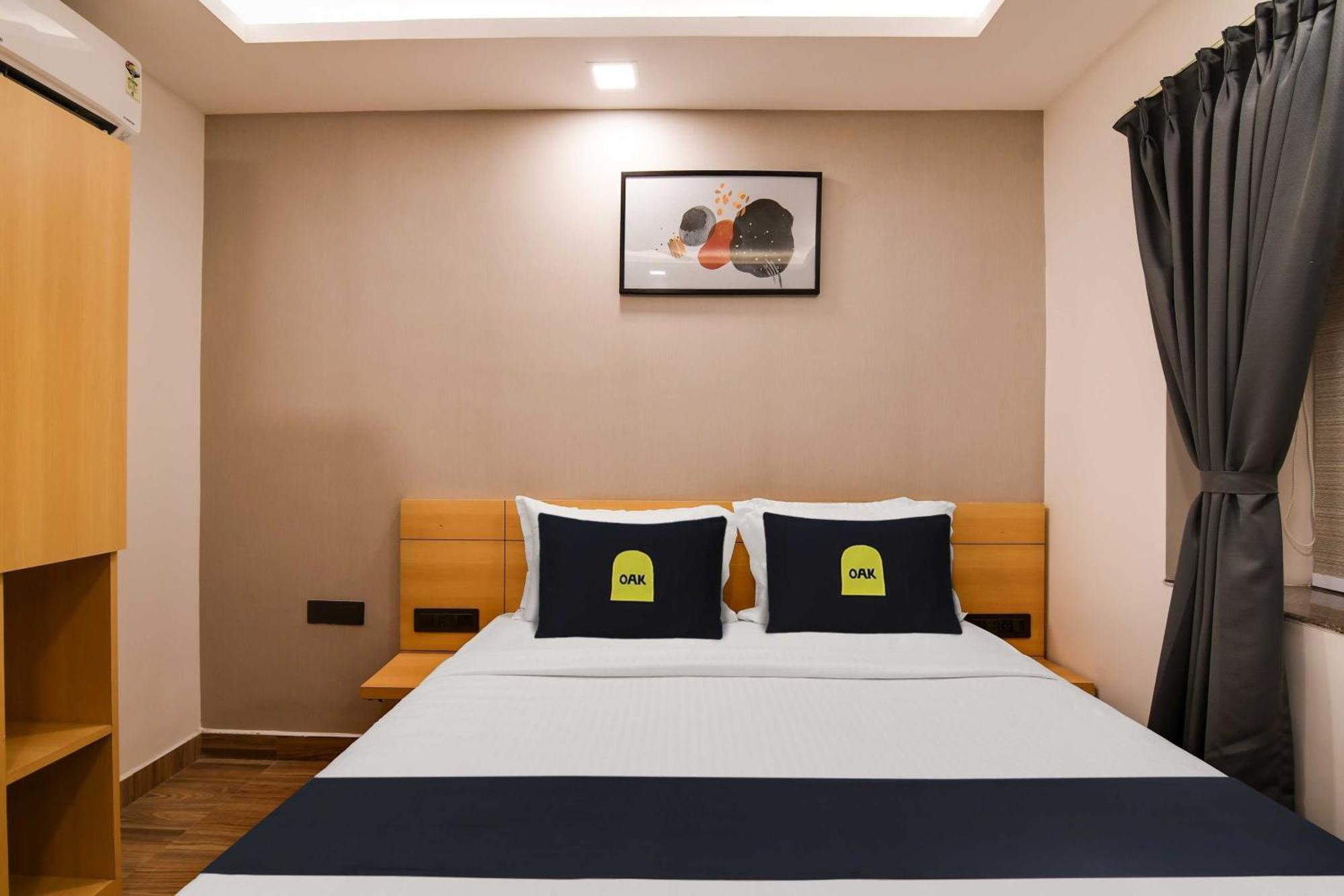 Super Townhouse Oak Sayhallo Ecstasy Bhubaneswar Bagian luar foto
