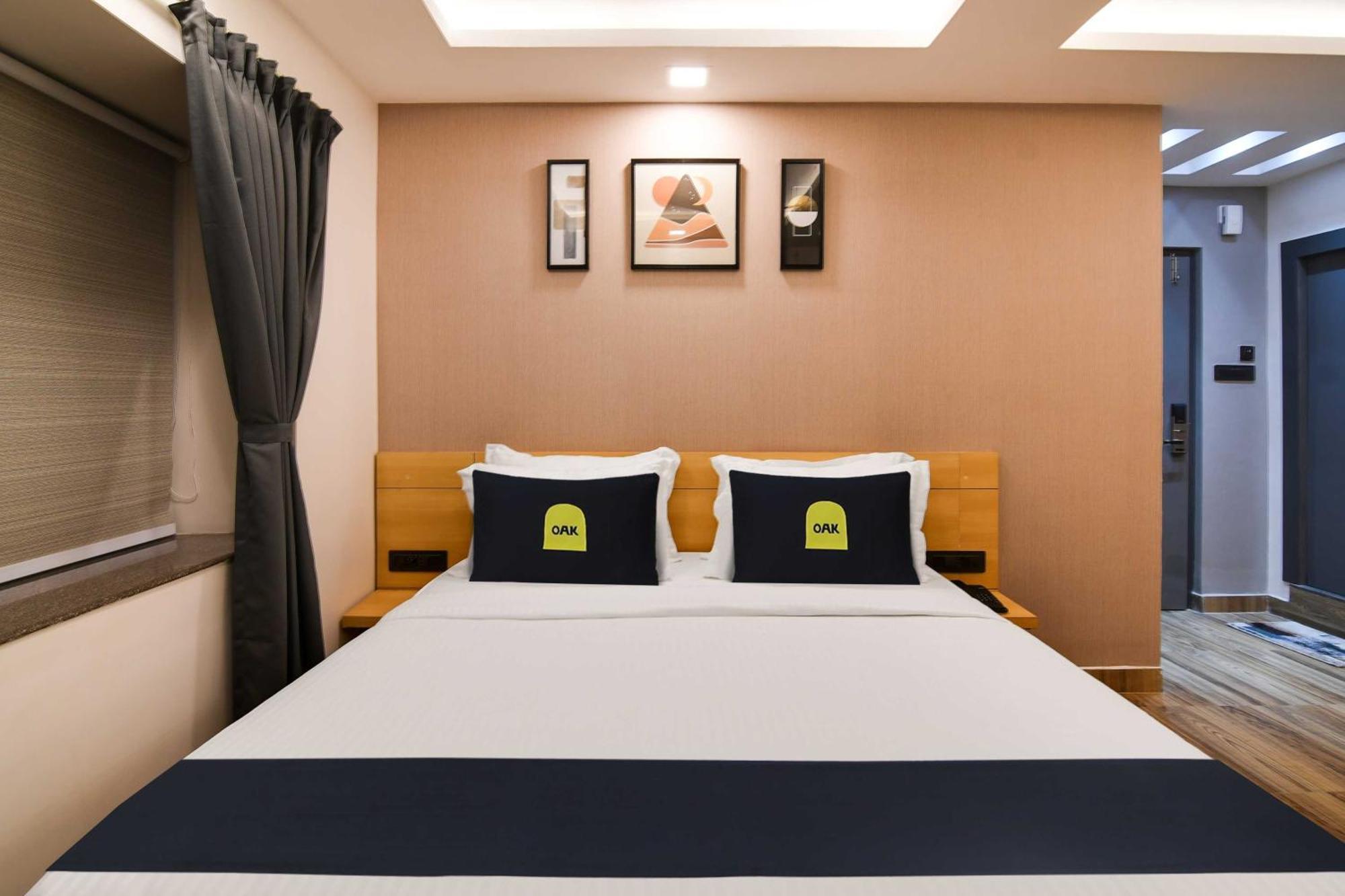 Super Townhouse Oak Sayhallo Ecstasy Bhubaneswar Bagian luar foto