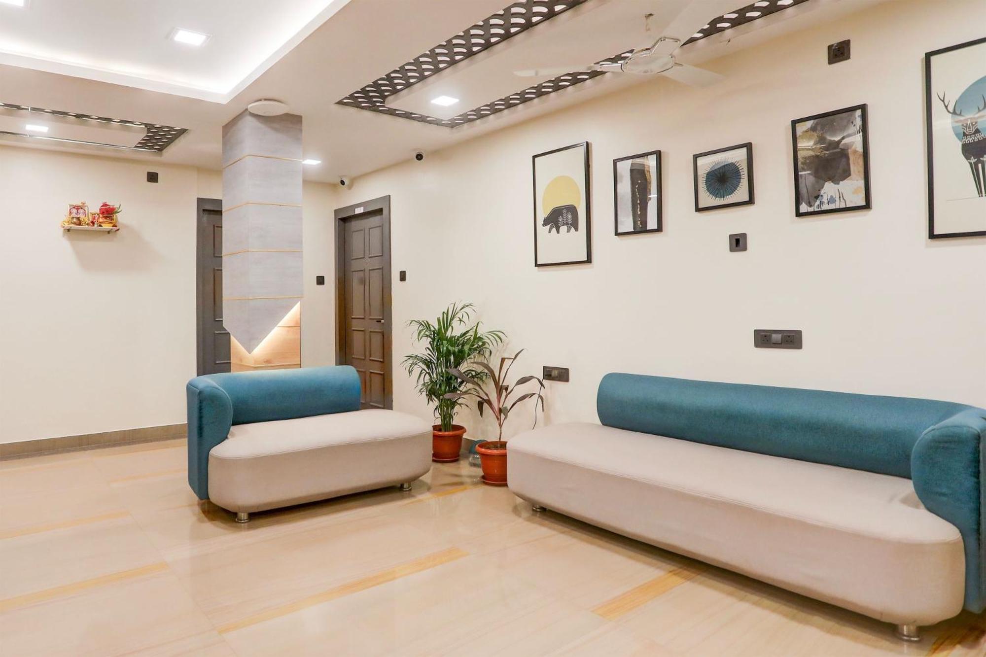 Super Townhouse Oak Sayhallo Ecstasy Bhubaneswar Bagian luar foto